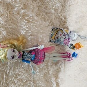 Monster High G1 Dot Dead Gorgeous Lagoona Blue Doll  Mattel Released 2012 (OOB)
